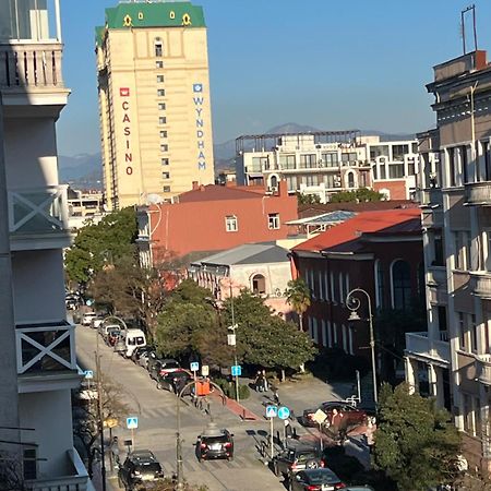 Апартаменты От Зуры Batum Dış mekan fotoğraf